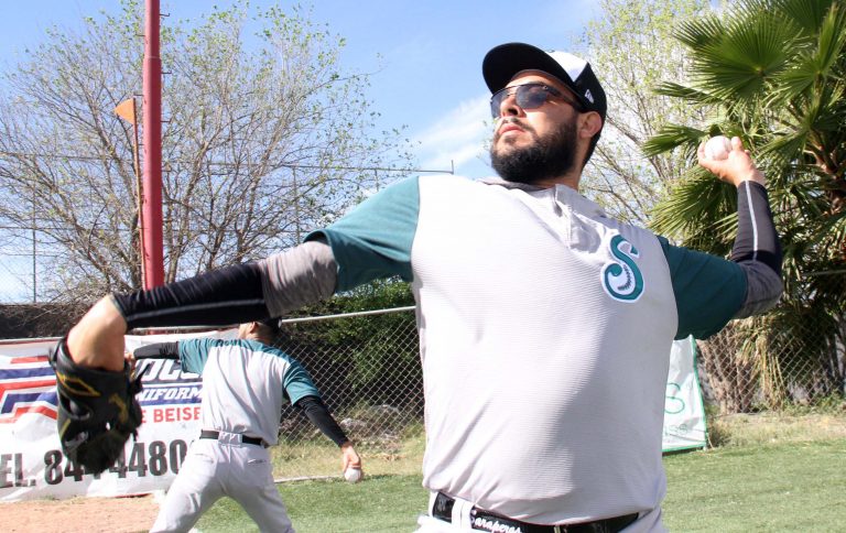 El pitcher de Saraperos, Alejandro Soto, confía en estar listo para la temporada tras su operación de rodilla