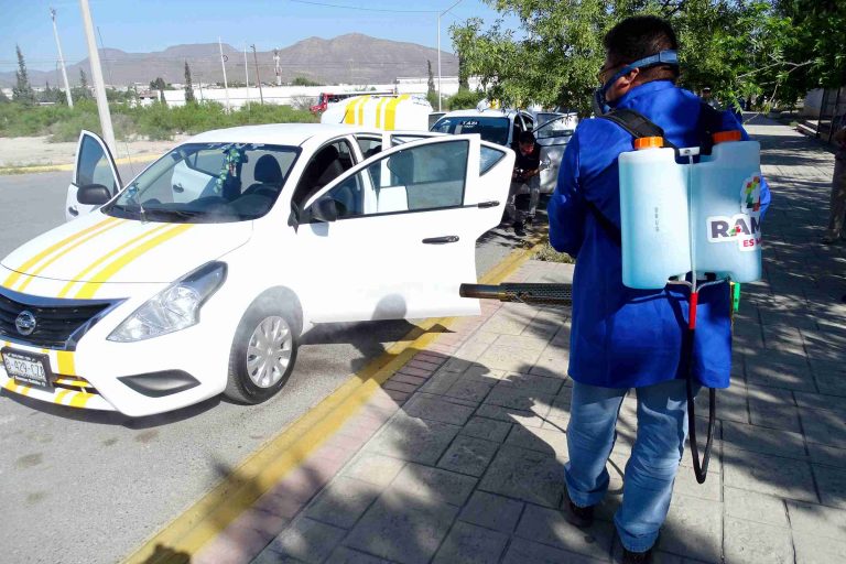 Ayuntamiento de Ramos Arizpe arranca sanitización de taxis