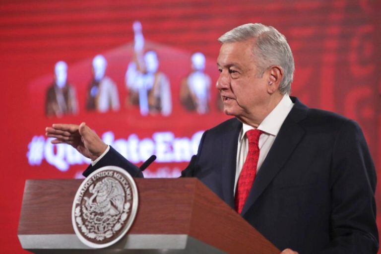 AMLO dice que se planea reiniciar actividades en municipios sin contagios y sin colindancia con afectados por COVID-19