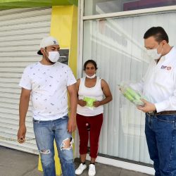 dif-ramos-arizpe-entrega-mil-cubre-bocas-a-la-población-1.jpg