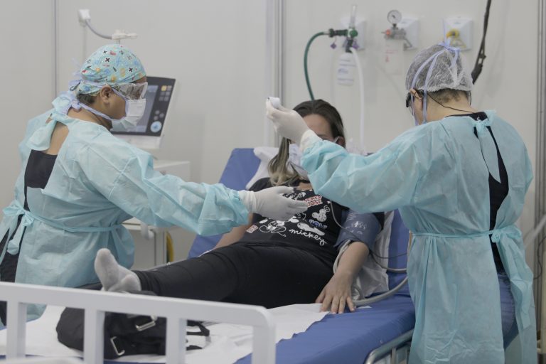 En riesgo de padecer estrés postraumático el personal de salud que enfrenta la pandemia