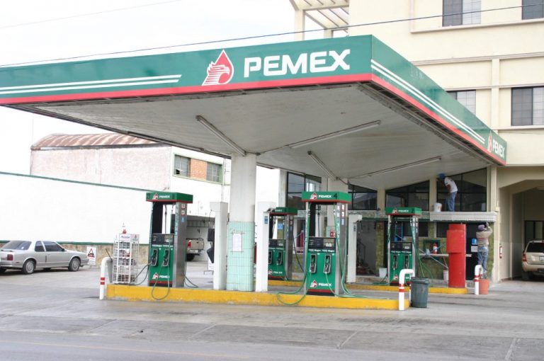 COVID-19 obligará a Pemex a recortar meta de producción para 2024