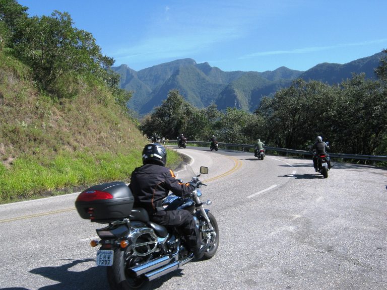 La antigua a Monclova es una trampa mortal para motociclistas