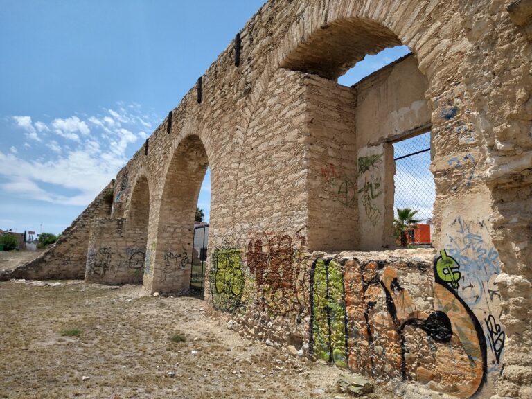 Piden caseta de vigilancia móvil en arco monumental al sur de Saltillo