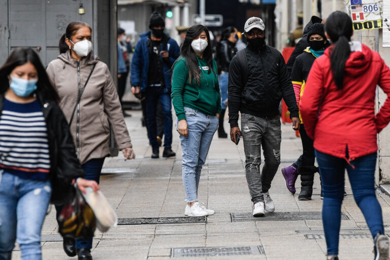 ¿Por qué la inmunidad de rebaño no es opción para enfrentar la COVID-19?