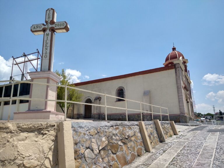 Primeras ‘auto misas’ católicas se celebrarían en el Ojo de Agua y Lourdes