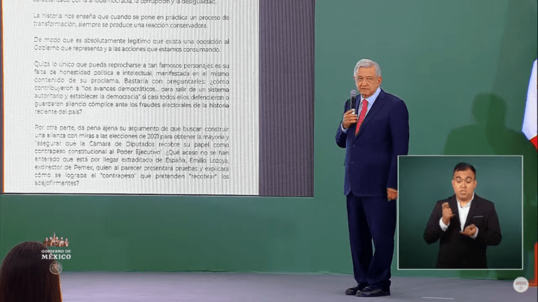 AMLO responde a intelectuales tras desplegado en su contra