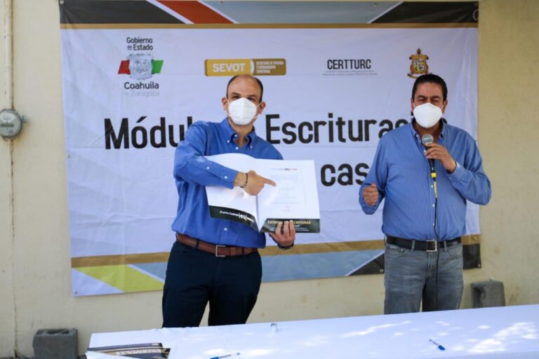 En Coahuila, siguen los módulos de escrituración casa por casa