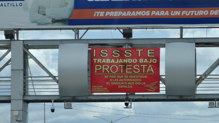 Reportan trabajadores del ISSSTE falta de insumos preventivos contra Covid-19