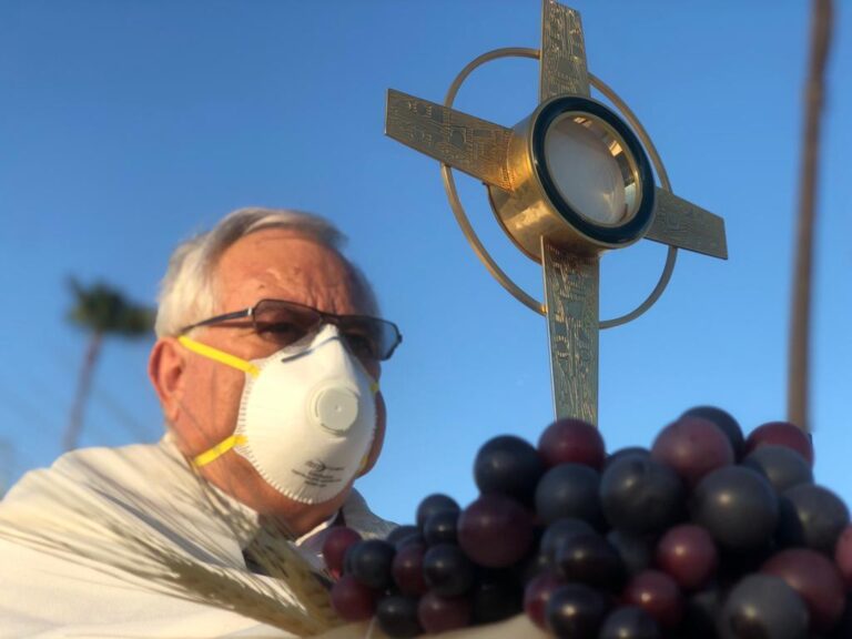 Despierta el padre Pachicano; su salud sigue mejorando