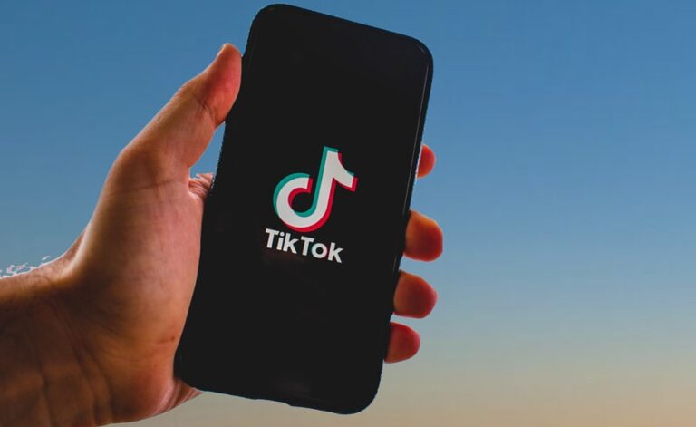 Dimite director ejecutivo de TikTok ante presión del Gobierno estadounidense