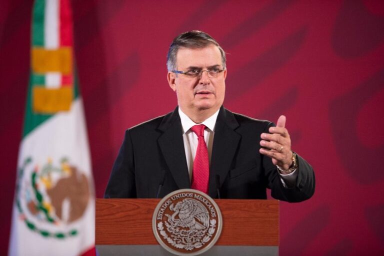 México pagará entre 3 y 4 dólares por dosis de vacuna contra COVID-19: Ebrard