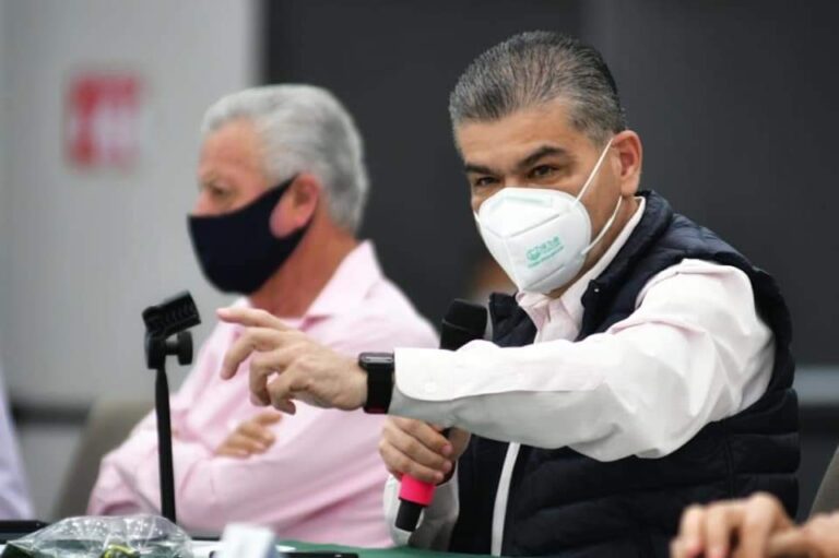 Sí firmé y no me rajo; señala Riquelme sobre carta pidiendo renuncia de López-Gatell