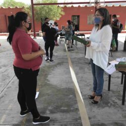 Inicia primaria Vicente Guerrero entrega de paquetes escolares a padres de familia 1