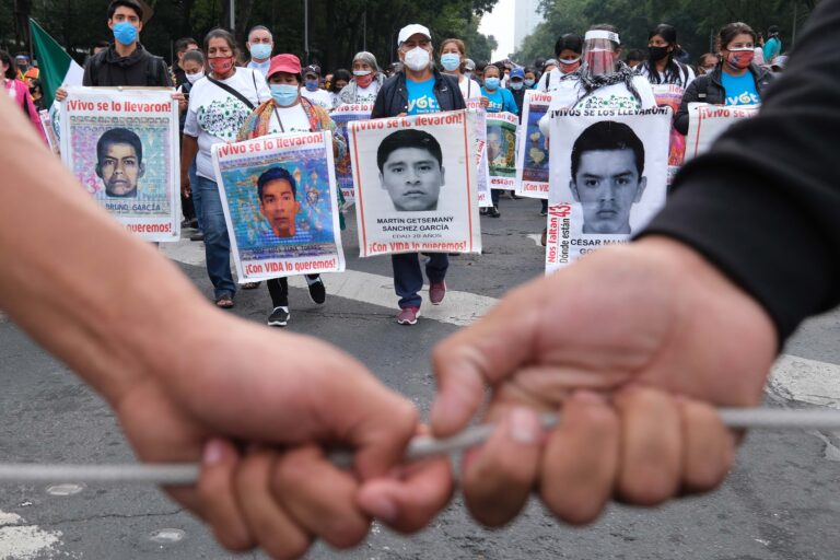 Se está buscando que detenidos de caso Ayotzinapa sean testigos protegidos: AMLO