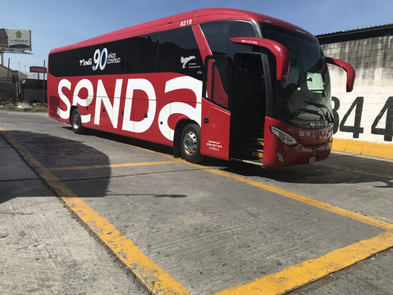 Afluencia de corridas en central de autobuses en Ramos Arizpe se eleva un 80%