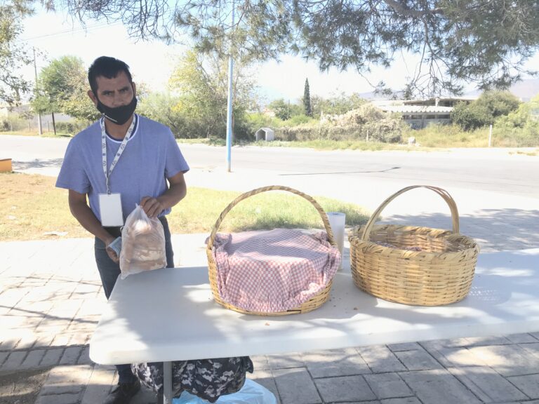 Alista grupo “Esperanza y Nueva Vida” venta de pan de muerto en Ramos Arizpe 