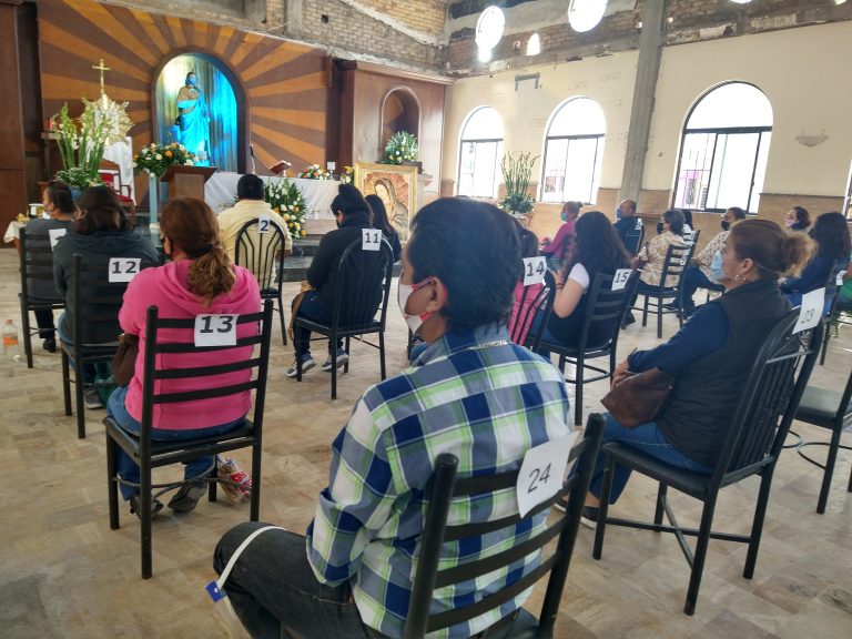 Con protocolos y sana distancia celebran devotos a San Judas Tadeo