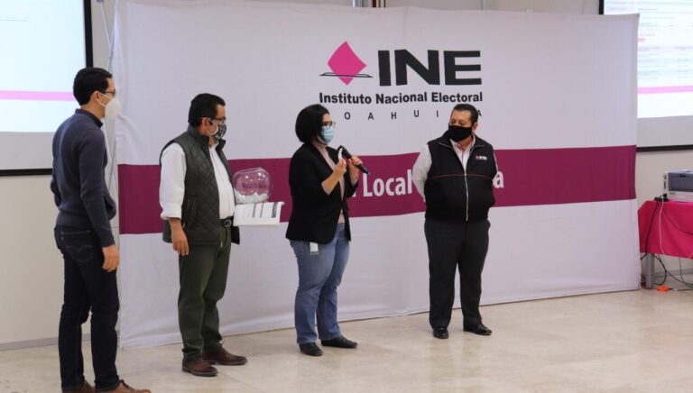 Entregan listas nominales a IEC y a partidos para elección del 18 de octubre