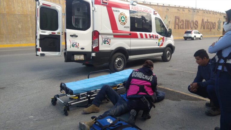 Motociclista derrapa y resulta lesionado 