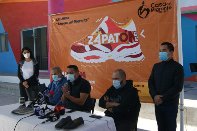 Buscan recolectar 2 mil 400 pares de zapatos para migrantes