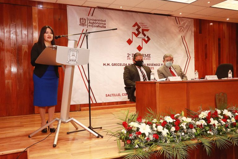 Presenta directora de la Escuela Superior de Música de la UA de C segundo Informe de Actividades