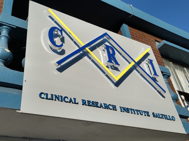 Vacunan a los primeros saltillenses contra Covid-19