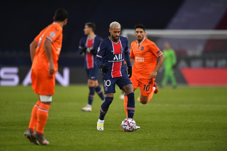 PSG avanza a octavos de la Champions como líder de grupo