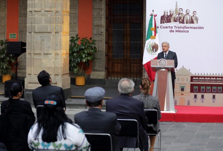 Reconoce AMLO aumento de feminicidios y homicidios