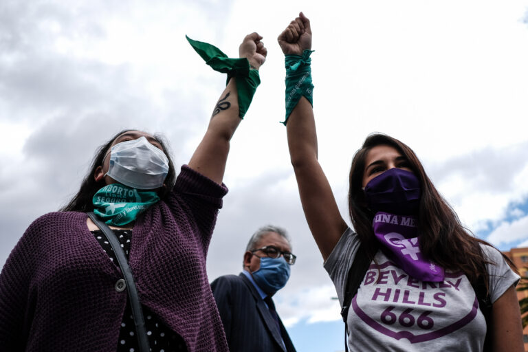 Cámara de Diputados de Argentina aprueba ley de acceso a la interrupción del embarazo voluntario