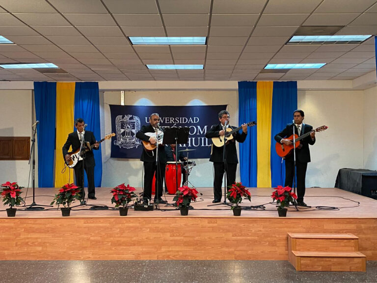 Grupo Armónico de la UA de C celebra las fiestas decembrinas con Concierto Navideño 