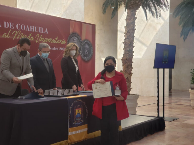 Reconocen a universitarios destacados de la Unidad Torreón con medallas “Miguel Ramos Arizpe”, “Juan Antonio de la Fuente” y el Diploma al Mérito Universitario