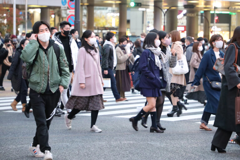 Japón prohíbe por completo la entrada de extranjeros por el coronavirus