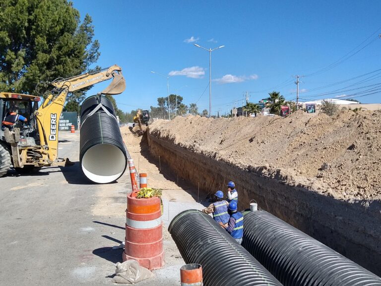 Avanzan obras de construcción del Pluvial Eulalio Gutiérrez, al norte de Saltillo