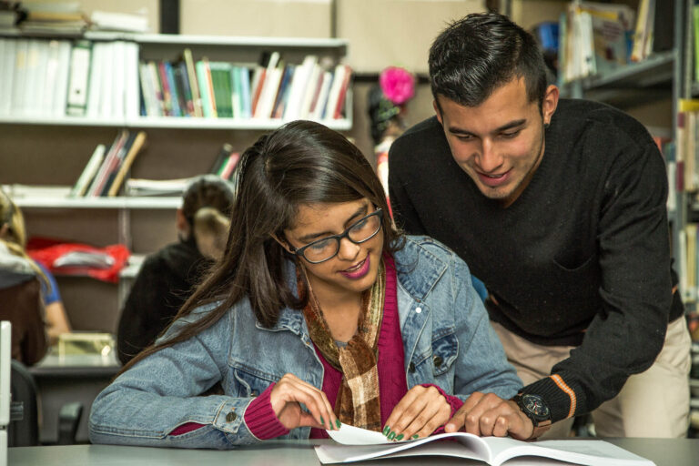 Estudia la Licenciatura en Sociología que ofrece la UA de C en la Unidad Torreón 