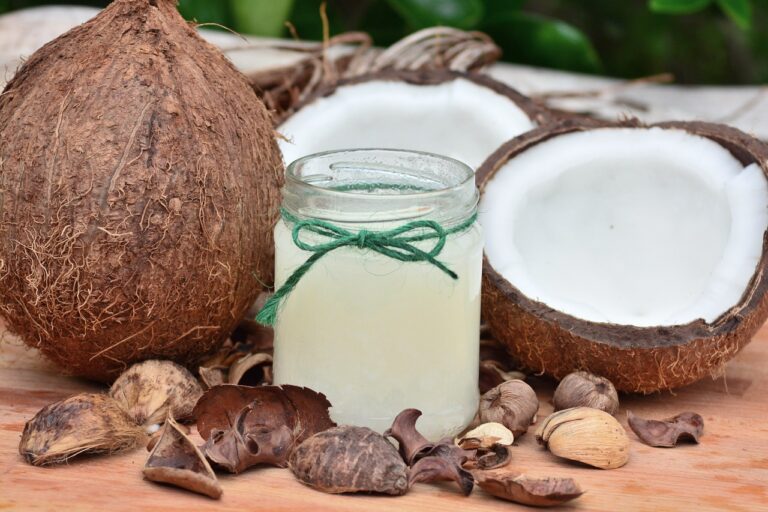 7 beneficios del aceite de coco para tu vida diaria