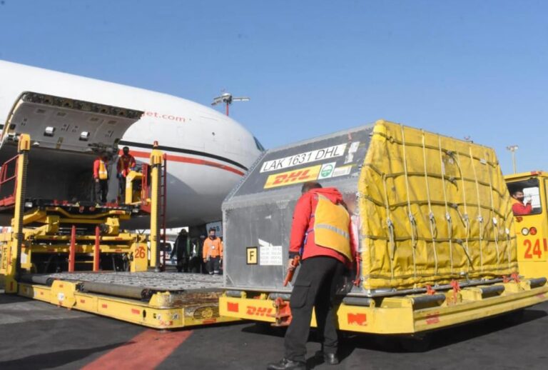 Llegan menos vacunas de las esperadas, insuficientes para segunda aplicación