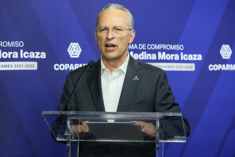 No podemos dejarle todo el peso al gobierno; Coparmex pondrá su granito de arena para superar la crisis.- Medina Mora