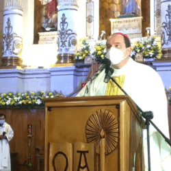Celebran centenario de obispo emérito Francisco Villalobos1