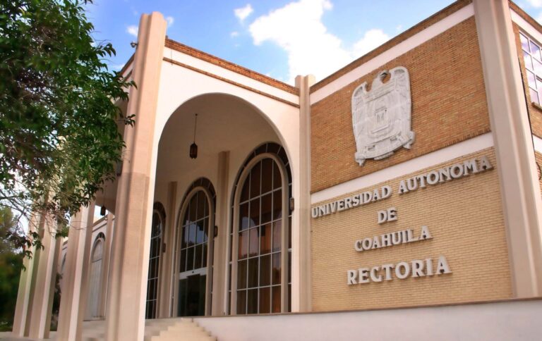 Continúa programa Titúlate en la UA de C