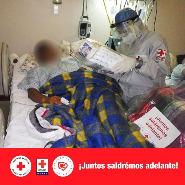 Entrega Cruz Roja Saltillo kits de necesidades básicas a pacientes COVID