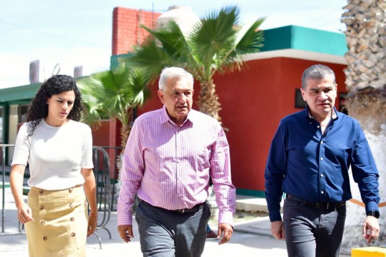 Apoyan AMLO y Riquelme a jóvenes de Coahuila