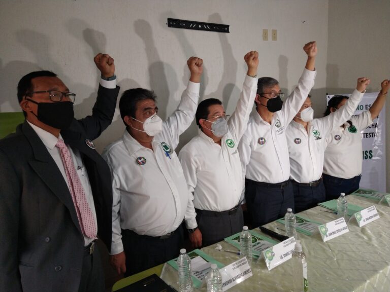 Denuncian jubilados y pensionados del IMSS retención ilegal de ahorros por cesantía y vejez