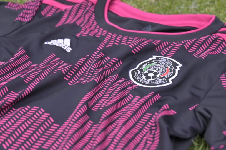 La Selección Mexicana de Futbol presenta nuevo uniforme