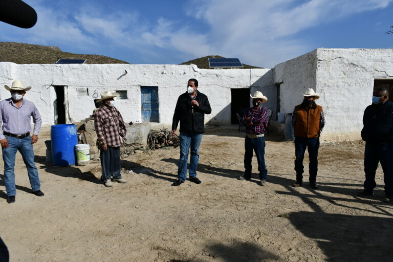 Programa “Tú Eliges” beneficia a la comunidad Noria de los Medranos; ya cuentan con energía eléctrica 