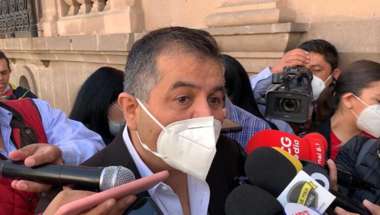 Preocupa a mexicanos uso de sus datos por parte de delincuentes, asegura Eduardo Olmos