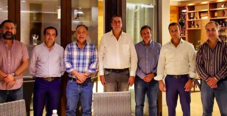 Empresarios se reúnen con Chema Morales; comienzan a planear el futuro de Ramos Arizpe