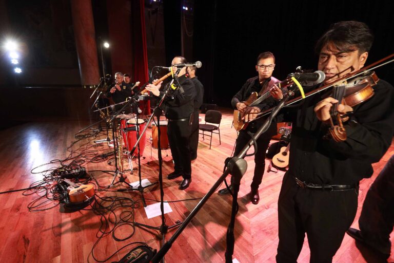 Grupo Takinkai y Guitarras de Cámara de la UA de C participarán en la “Universiada Cultural 2021”