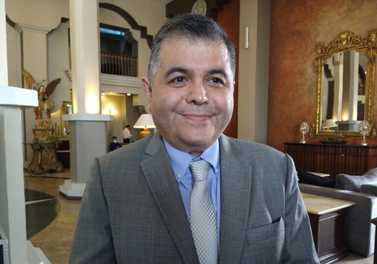 Pedirá Congreso se mantenga logística usada con maestros para seguir vacunando en Coahuila  