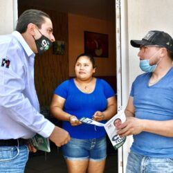 Chema Morales se compromete en apoyar a familias de Valle de los Pinos1